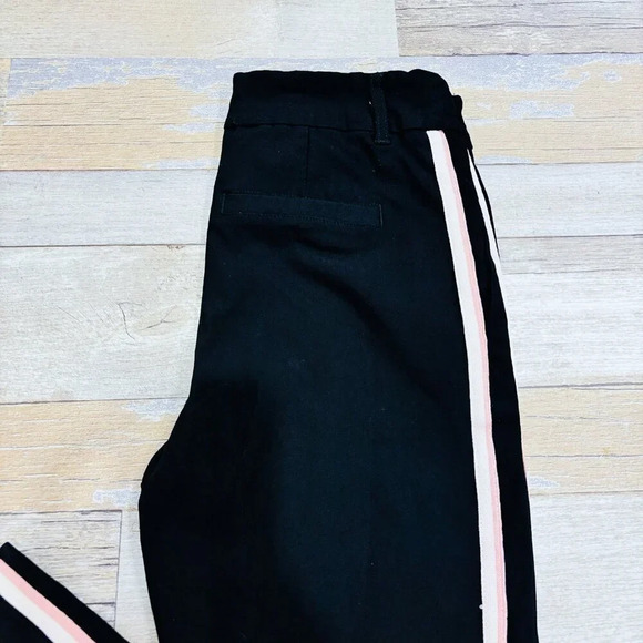 REITMANS Iconic black pants with  pink and white stripes - Picture 3 of 7